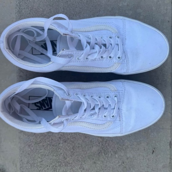 White Vans Old Skool Sneakers - Picture 4 of 4